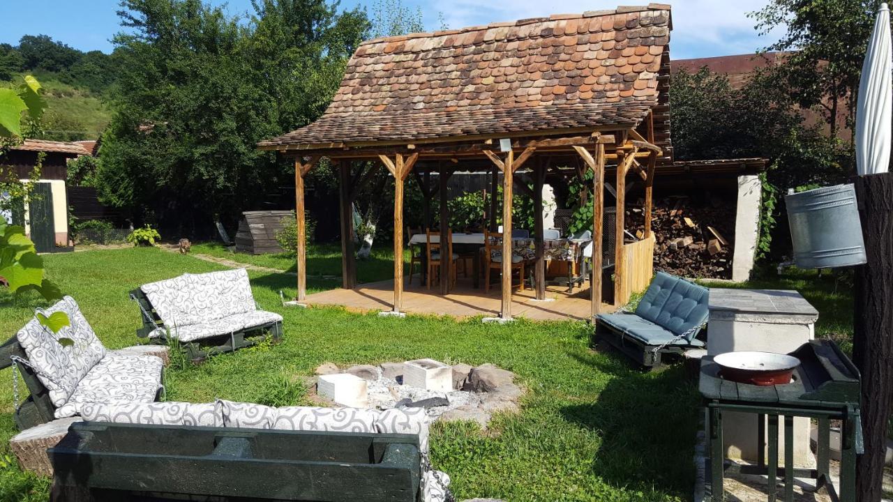 Valchid Guest House Extérieur photo