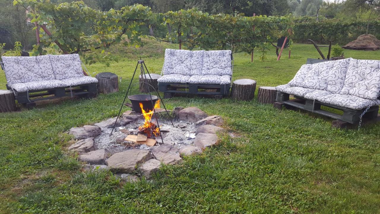 Valchid Guest House Extérieur photo