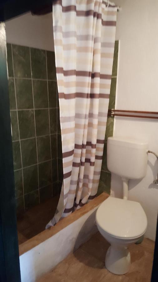 Valchid Guest House Extérieur photo
